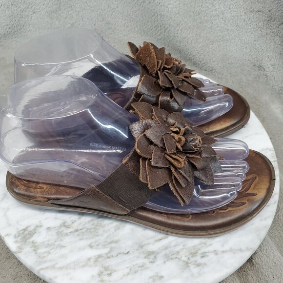 Born Shoes Womens Size 6 M/W Astrid Flower Brown Leather Thong Sandals - Picture 7 of 10